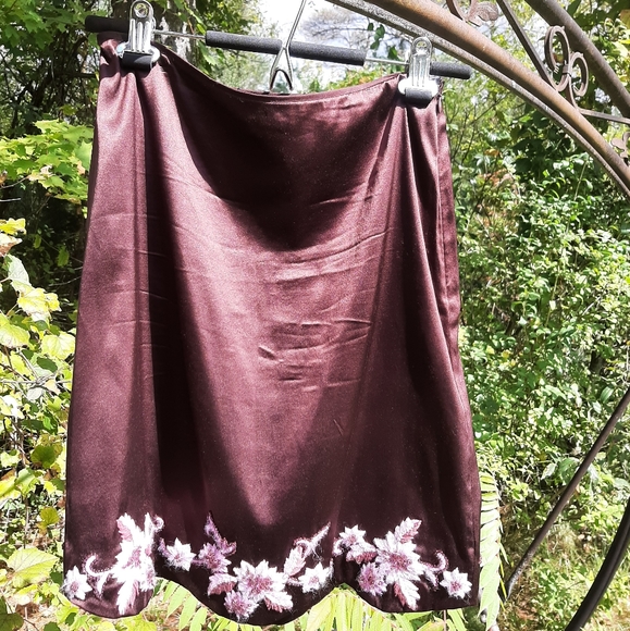 🎊🌸HP🌸🎉Betsey Johnson silk skirt - Picture 1 of 7